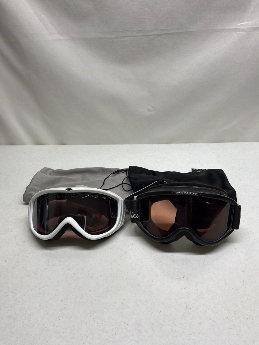 2 Pair Smith Ski Snowboard Goggles Tinted Lens Adjustable Black Ones are Optics